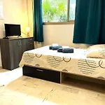 Cannes Center Wifi Ac 100 M From Croisette Behind Martinez Hotel