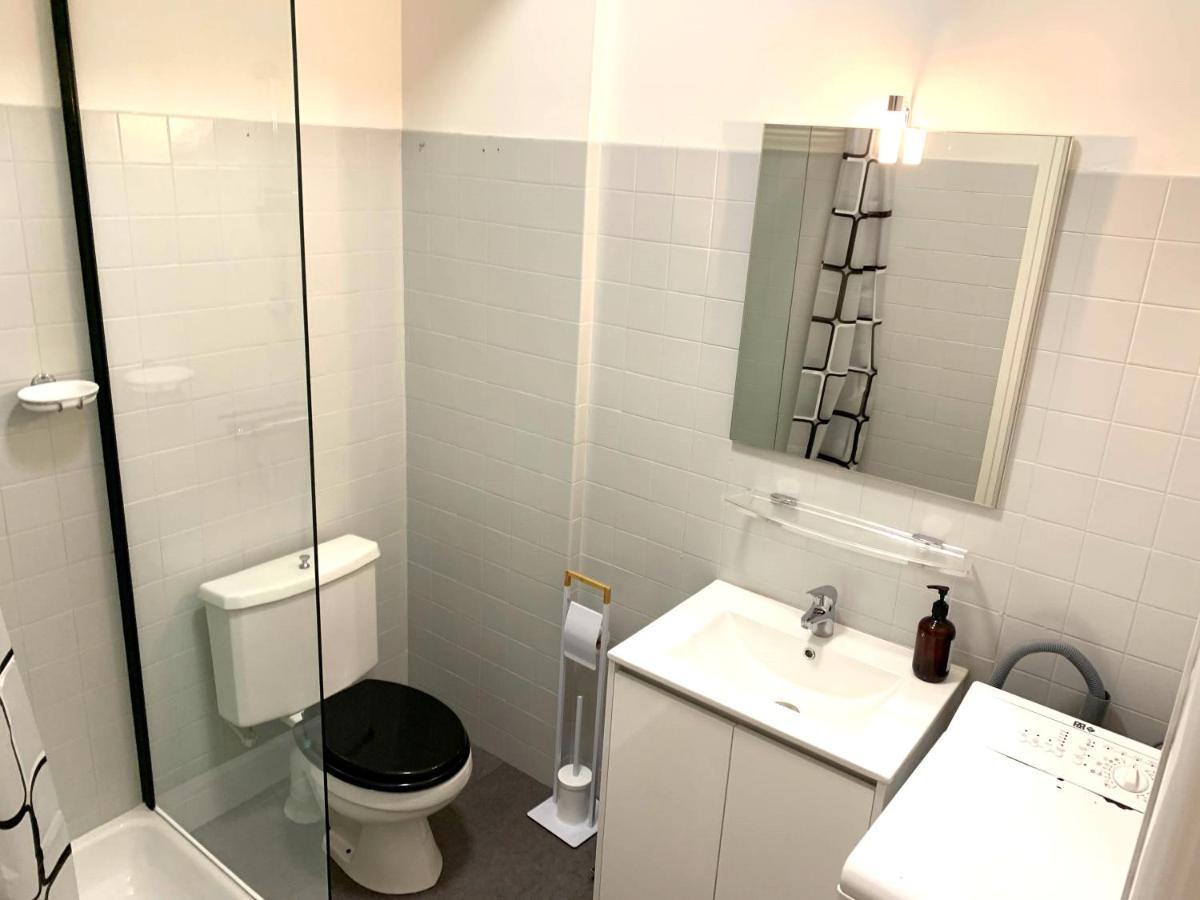 Cannes Center Wifi Ac 100 M From Croisette Behind Martinez Hotel Apartment